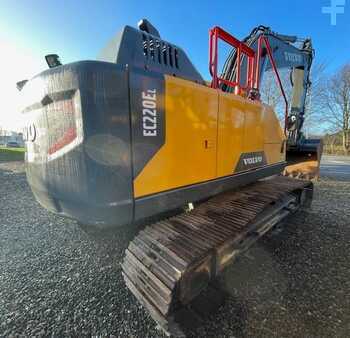 Escavadora de rastos 2016 Volvo EC220EL (3)