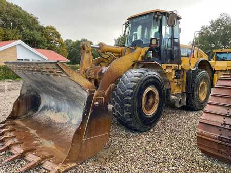 Carregadeira de rodas 2007 Caterpillar 966H (1)