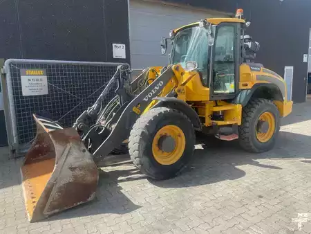Pyöräkuormaajat 2019 Volvo L45H (1)