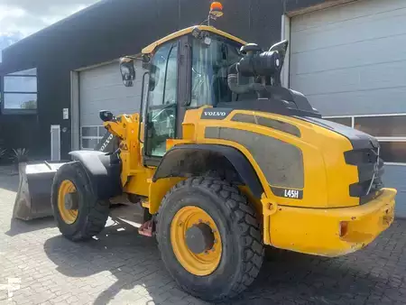 Pyöräkuormaajat 2019 Volvo L45H (2)