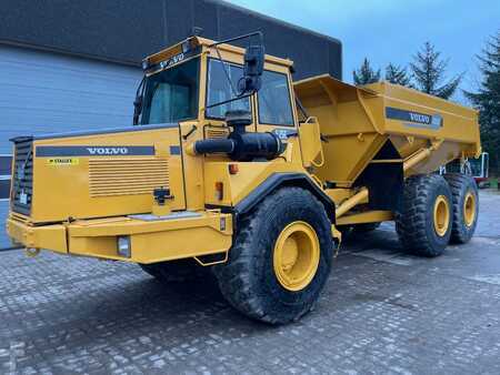 Tombereau articulé 0 Volvo A25C (1)