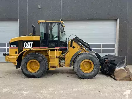 Kolové nakladače 2003 Caterpillar 924G (3)