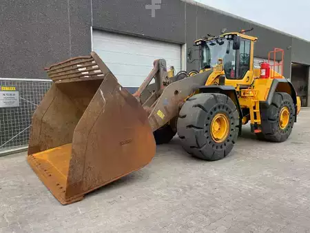 Hjullastare 2023 Volvo L220H (1)
