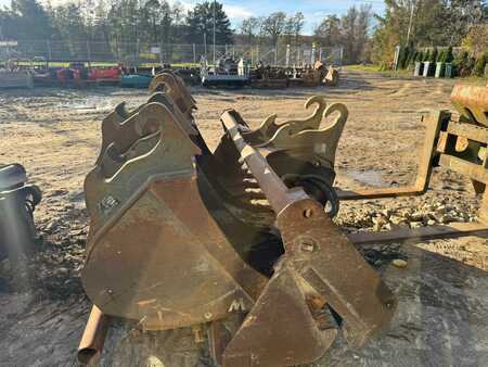 Escavadora de rodas 2019 Mecalac 15 MWR KOPARKA KOŁOWA (6)