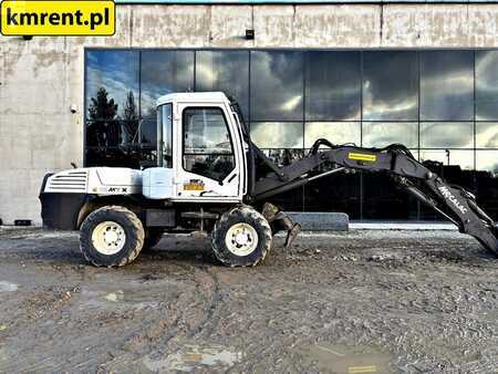 Pelle sur pneus 2011 Mecalac 12 MTX KOPARKO-ŁADOWARKA 2011r. | mecalac 12 msx mxt 714 jcb 3cx (2)