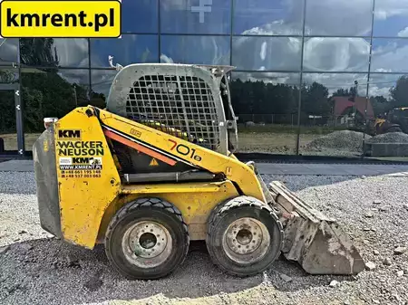 Kompaktní nakladače 2013 Wacker Neuson 701S (2)