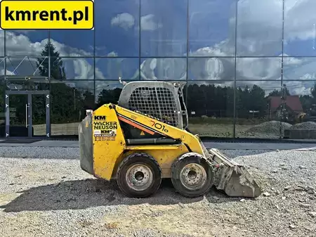 Bobcats 2013 Wacker Neuson 701S MINI-ŁADOWARKA 2013R | BOBCAT S100, S130, 753, WACKER NEUSO (1)