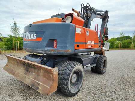 Koparki kołowe 2015 Atlas 180W SR (4)