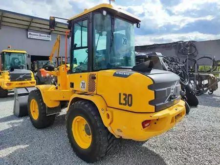 Carregadeira de rodas 2024 Volvo L30H (1)