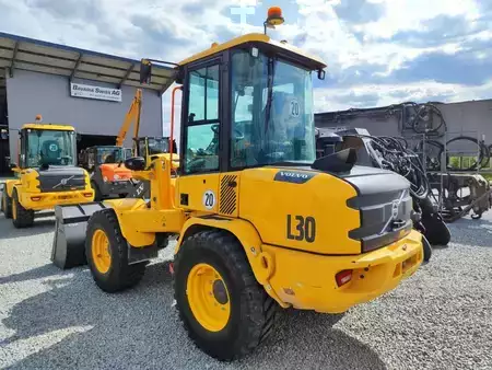 Carregadeira de rodas 2024 Volvo L30H (4)