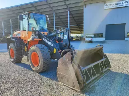 Pyöräkuormaajat 2014 Komatsu WA200PZ (3)