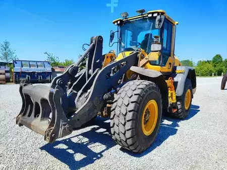 Pyöräkuormaajat 2019 Volvo L70H (2)