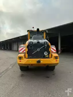 Kolové nakladače 2022 Volvo L110H (4)
