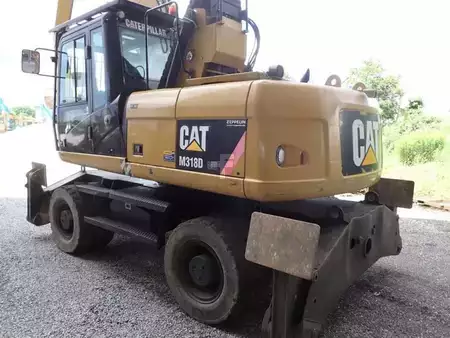 Escavadora de rastos 2010 Caterpillar M318D MH (1)