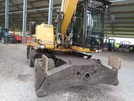 Escavadora de rastos 2010 Caterpillar M318D MH (4)