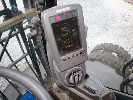 Escavadora de rastos 2010 Caterpillar M318D MH (6)