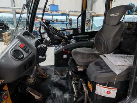 Pyöräkuormaajat 2015 Komatsu WA70-7 (5)