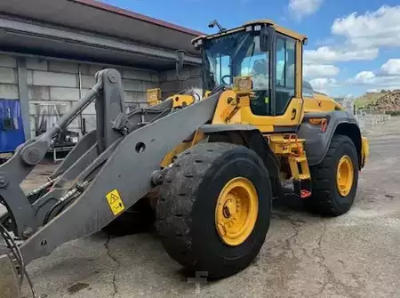 Ładowarki kołowe 2020 Volvo L120H Long Boom (1)