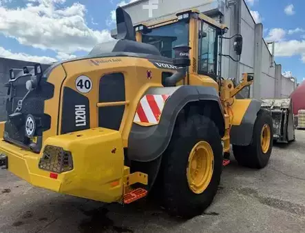Ładowarki kołowe 2020 Volvo L120H Long Boom (2)