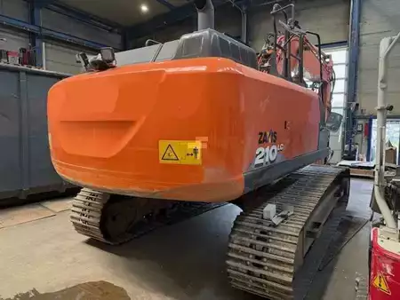 Pelles sur chenilles 2018 Hitachi ZX210LC-6 (2)