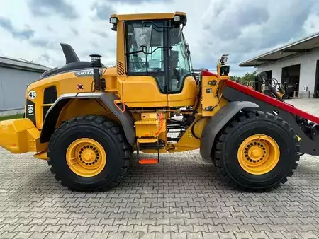 Kerekes rakodó 2026 Volvo L90H2 Long Boom (7)