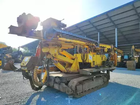 Accessoires 2000 Atlas Copco Mustang A66 CBT-HD (3)