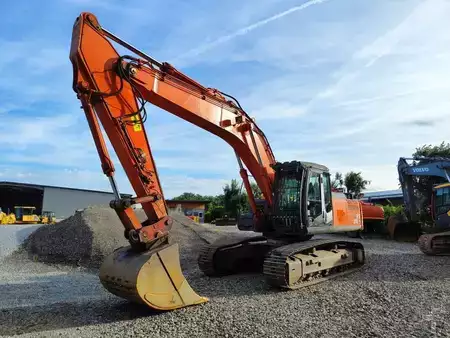 Korečková rýpadla 2011 Hitachi ZX350LCN-3 (2)