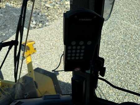 Carregadeira de rodas 2009 Komatsu WA380-6 Long Boom (9)