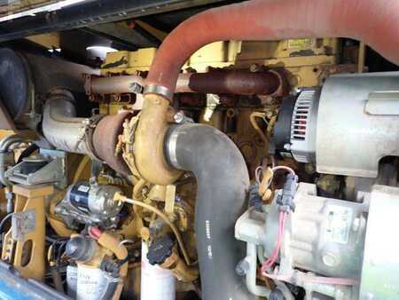 Pelle sur pneus 2010 Caterpillar M322D (8)