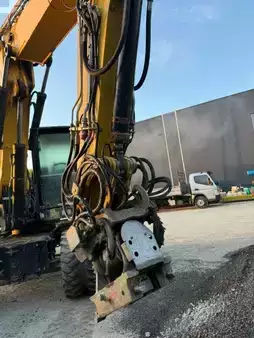 Mobilní bagry 2019 Yanmar B110W (4)
