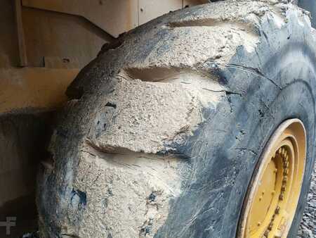 Chargeuse sur pneus 2012 Caterpillar 980K (7)