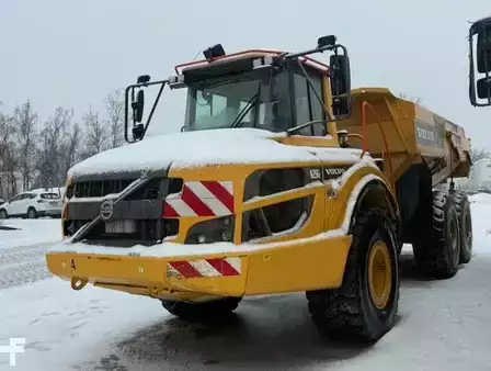 Nivelohjatut dumpperit 2018 Volvo A25G (3)