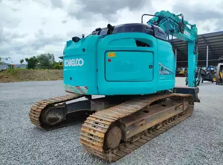 Escavatori cingolati 2016 Kobelco SK270SRNLC-5 (4)