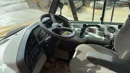 Articulated Dump Trucks 2015 Caterpillar 745C (5)