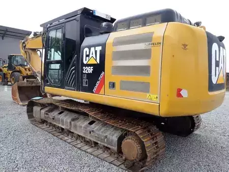 Beltegraver 2018 Caterpillar 326FLN (1)
