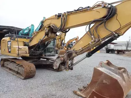 Beltegraver 2018 Caterpillar 326FLN (3)