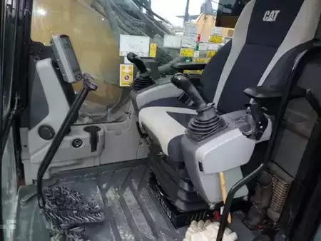 Beltegraver 2018 Caterpillar 326FLN (5)