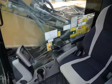 Beltegraver 2018 Caterpillar 326FLN (7)