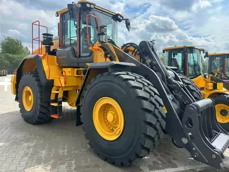 Kolové nakladače 2026 Volvo L150K (3)