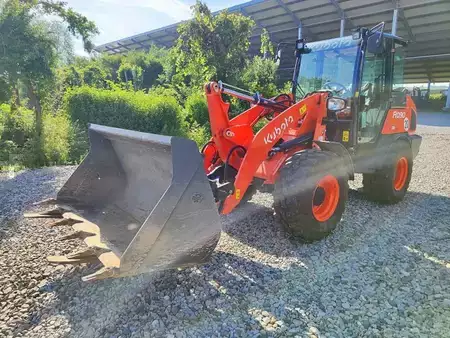 Pyöräkuormaajat 2022 Kubota R090 (3)