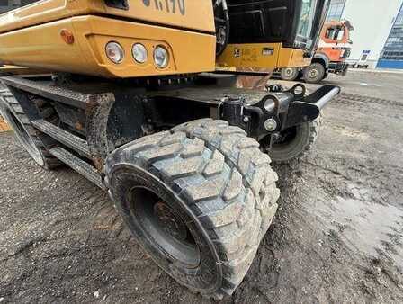 Mobilní bagry 2016 Caterpillar M318F (4)