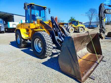 Kolové nakladače 1998 Volvo L 45 (3)