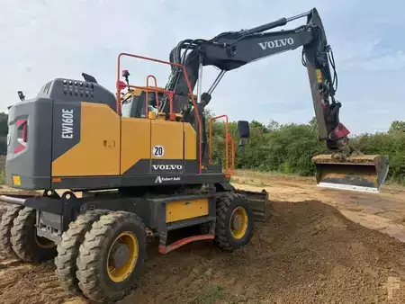 Excavadoras de ruedas 2020 Volvo EW160E (2)