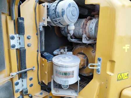 Minigraver 2015 Caterpillar 308E2 CR (7)