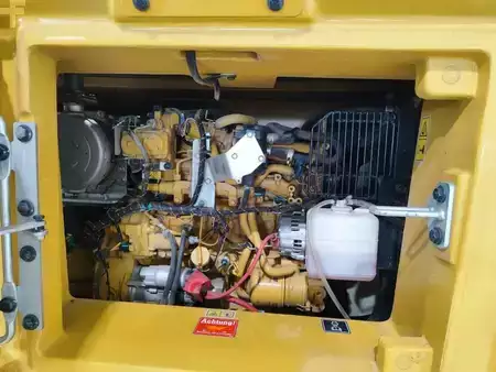 Міні-екскаватори 2021 Caterpillar 310 (07A) (8)