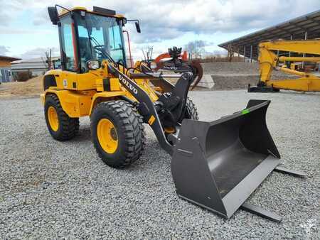 Pyöräkuormaajat 2026 Volvo L30HS NEU (2)