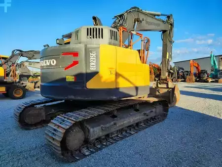 Telakaivinkoneet  2016 Volvo ECR235EL (4)
