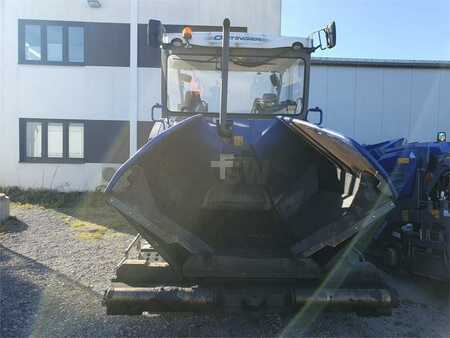 Adoquines de ruedas 2019 VÖGELE Super 1600-3i AB500-TV (3)