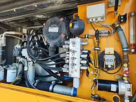 Beltegraver 2015 Liebherr R920 (10)