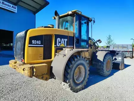 Chargeuse sur pneus 2005 Caterpillar 924G HL (4)